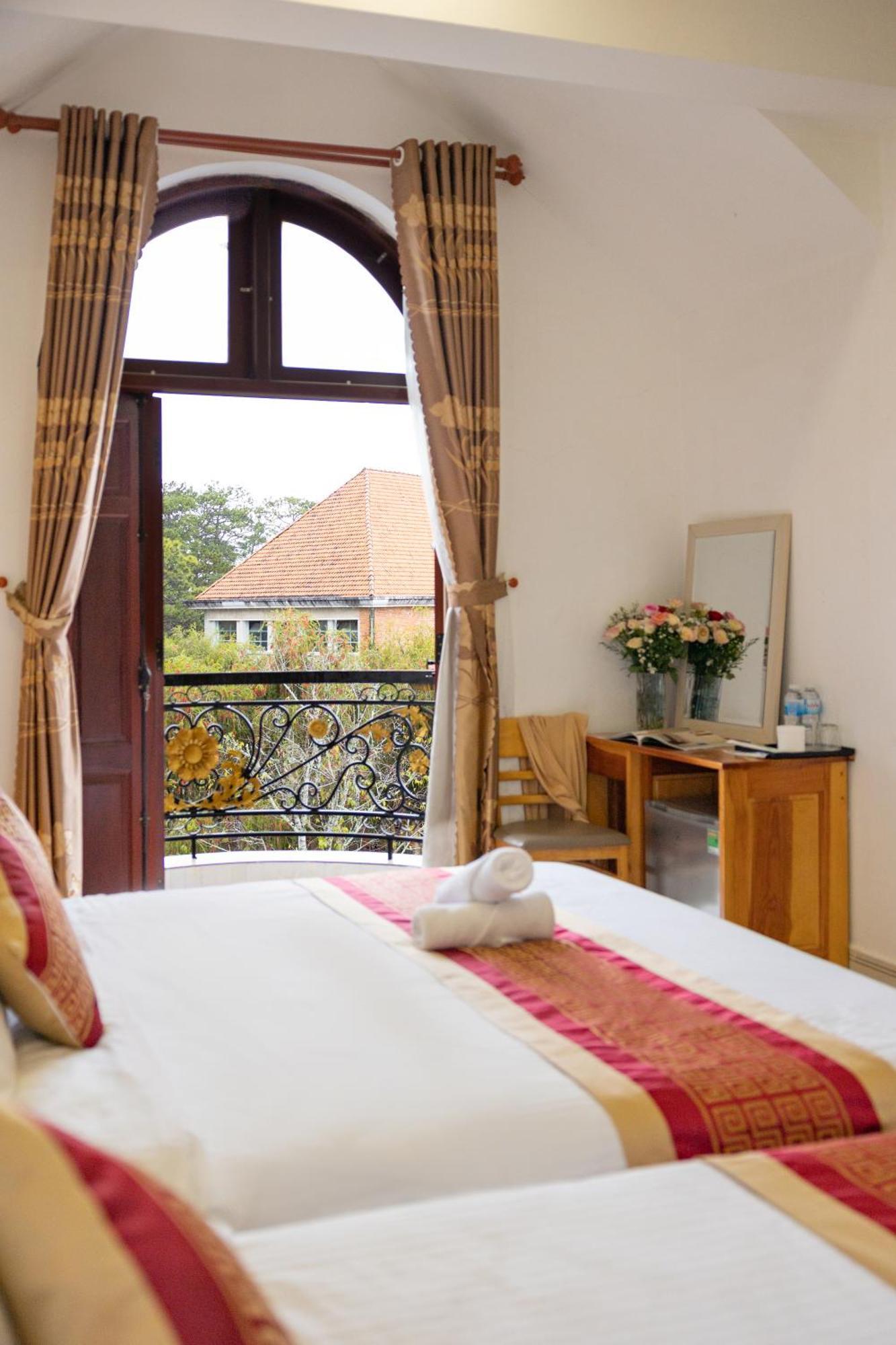 Xuan Truong Luxury Dalat Hotel Екстериор снимка
