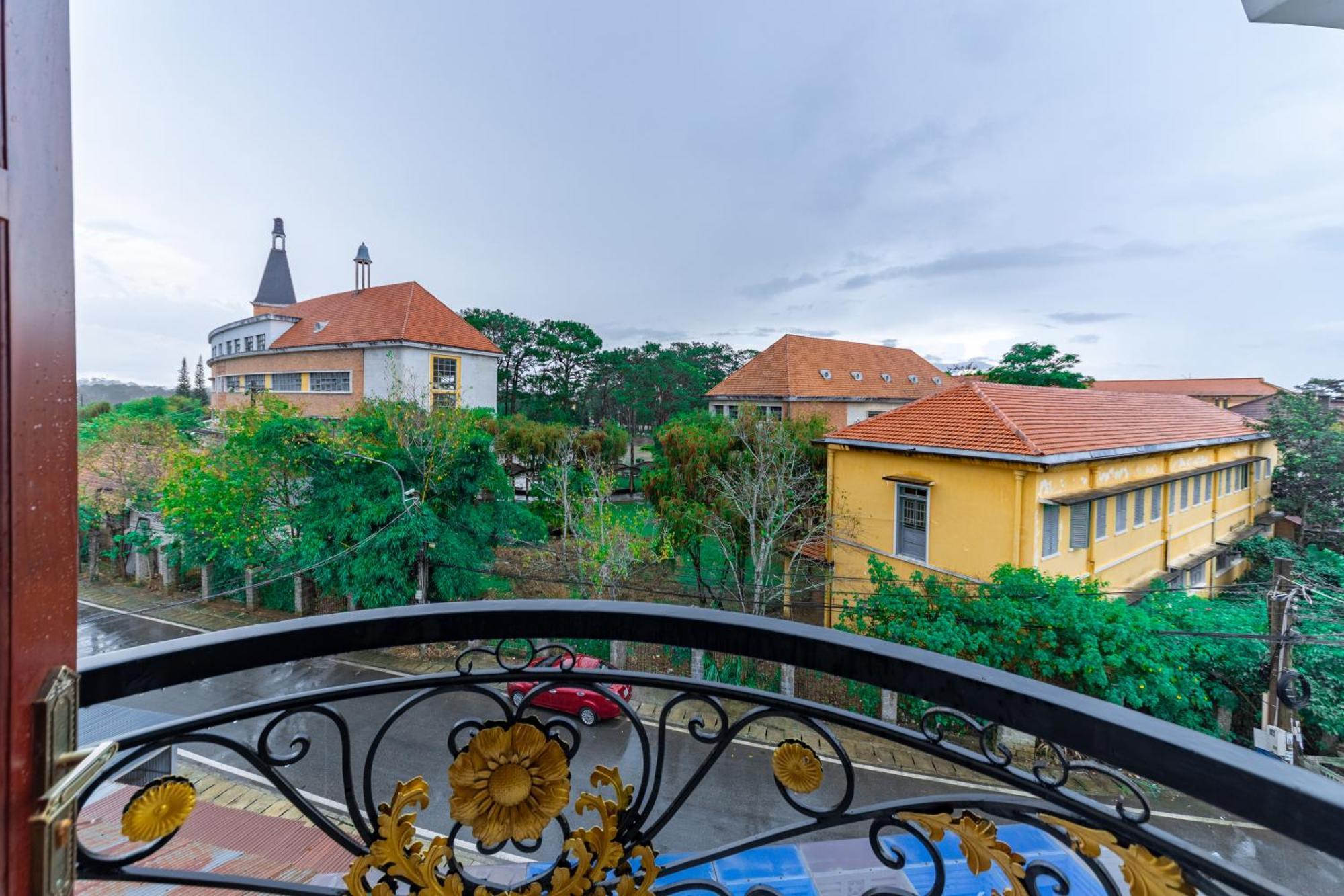 Xuan Truong Luxury Dalat Hotel Екстериор снимка