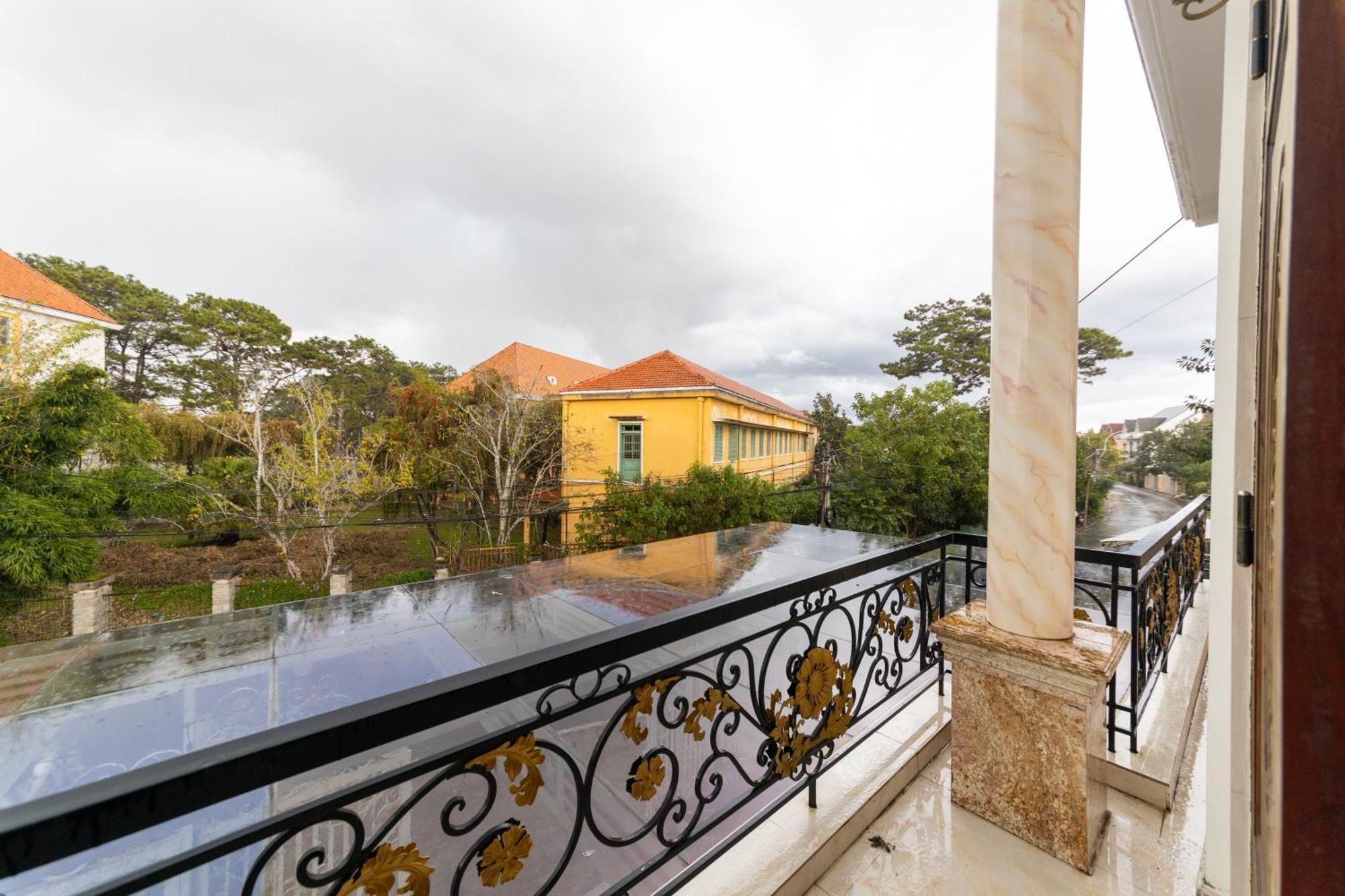 Xuan Truong Luxury Dalat Hotel Екстериор снимка
