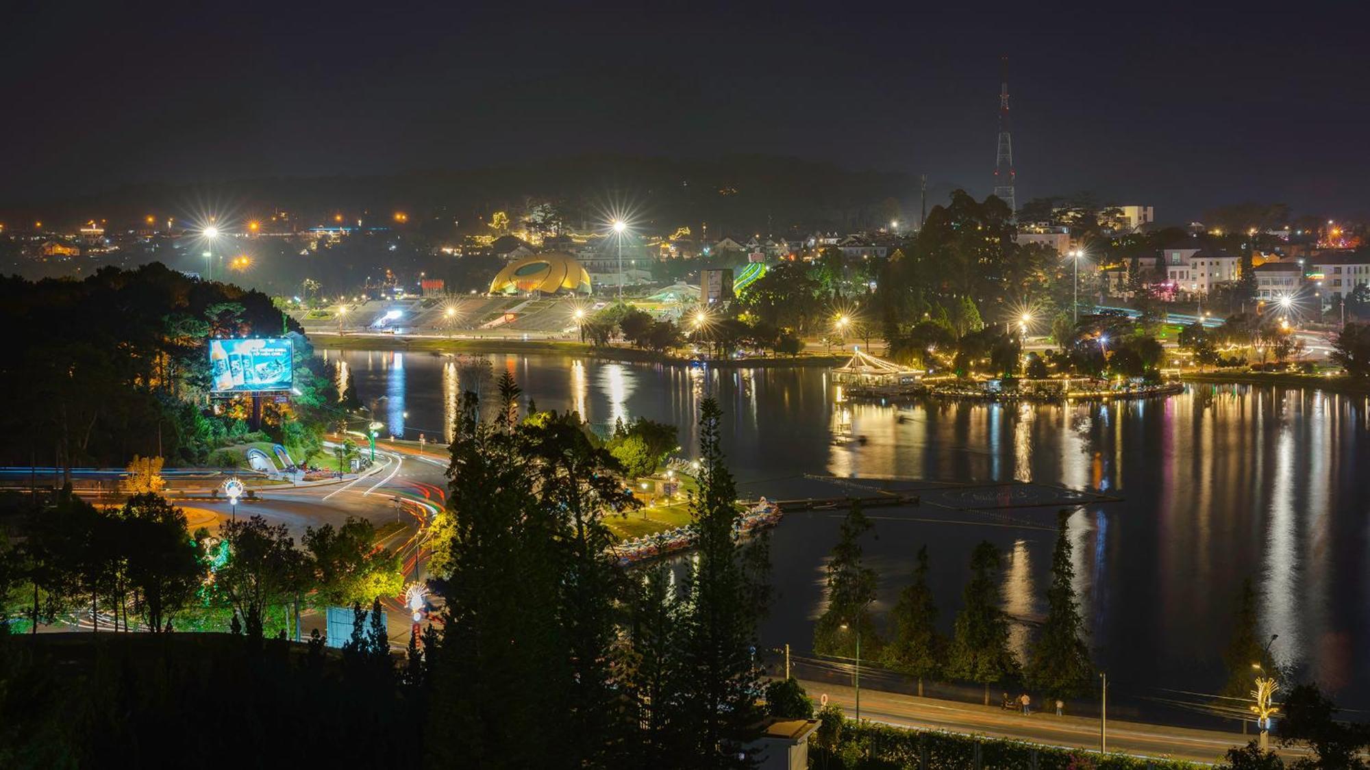 Xuan Truong Luxury Dalat Hotel Екстериор снимка